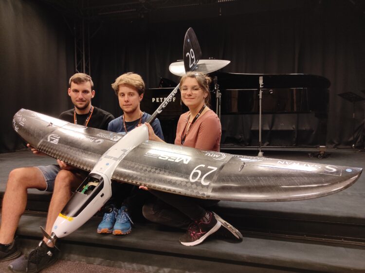 Team Euroavia po zawodach Air Cargo Challenge 1 - Polskie Radio Rzeszów Team Euroavia po zawodach Air Cargo Challenge