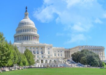 Joe Biden wycofał się z&nbsp;walki o&nbsp;prezydenturę