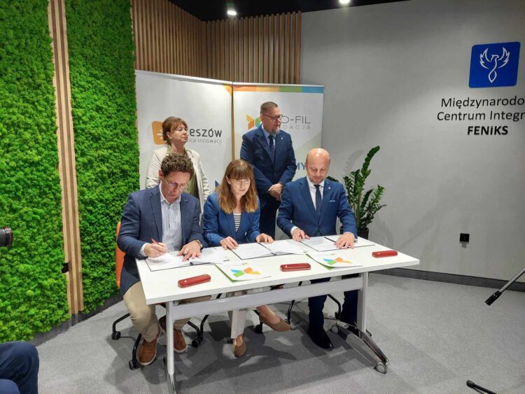 Rzeszów wyciąga rękę ku skrzywdzonym dzieciom