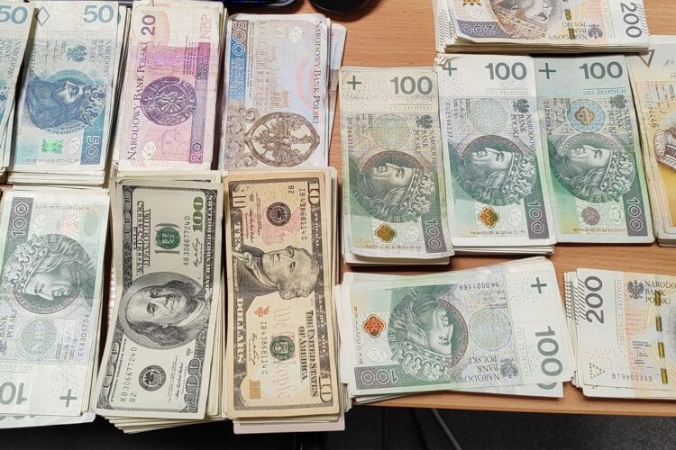 Nielegalny przewóz pieniędzy