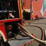 W Krośnie trwa dogaszanie pożaru sklepu budowlanego (zdjęcia zniszczeń) 7 - Polskie Radio Rzeszów W Krośnie trwa dogaszanie pożaru sklepu budowlanego (zdjęcia zniszczeń) - Polskie Radio Rzeszów