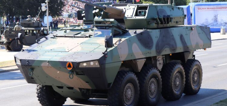 Umowa na dostawę „Rosomaków” z wieżą bezzałogową