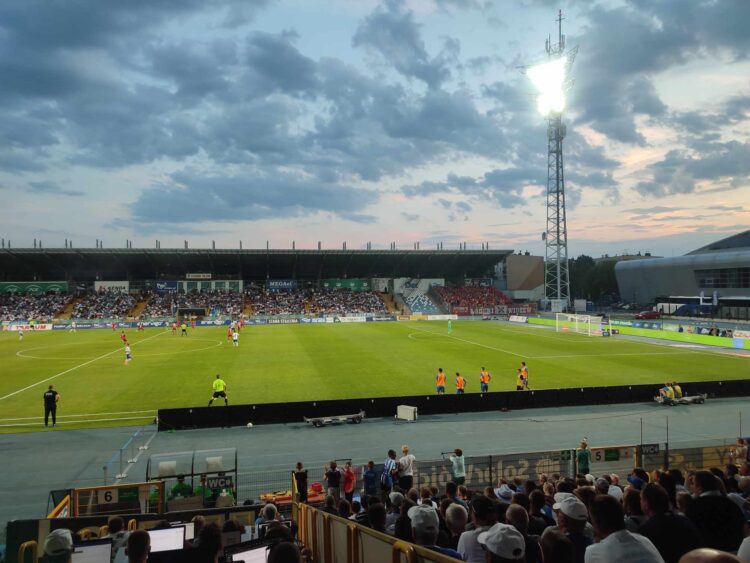 Piłka nożna. Stal Mielec zremisowała z Widzewem Łódź 