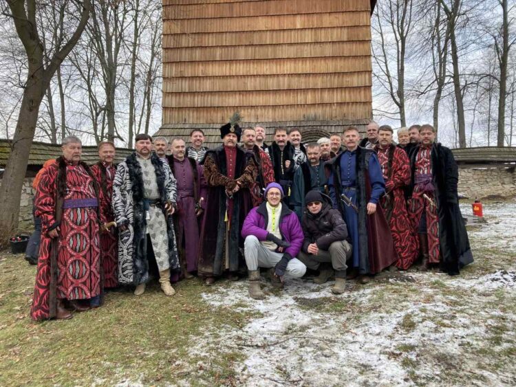 Statysta na planie serialu "1670" 1 - Polskie Radio Rzeszów Statysta na planie serialu „1670”