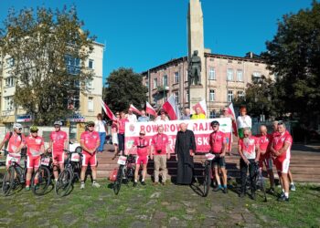 Pojechali by&nbsp;upamiętnić poległych w&nbsp;bitwie pod&nbsp;Zadwórzem