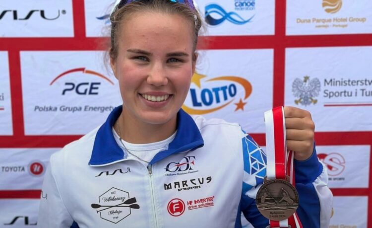 Kajakarstwo. Udany występ zawodniczek z Tarnobrzega