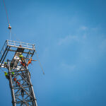 Montaż iglicy na rzeszowskim wieżowcu (relacja i fotogaleria) 11 - Polskie Radio Rzeszów Montaż iglicy na rzeszowskim wieżowcu (relacja i fotogaleria) - Polskie Radio Rzeszów