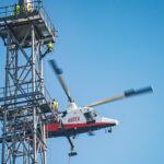 Montaż iglicy na rzeszowskim wieżowcu (relacja i fotogaleria) 83 - Polskie Radio Rzeszów Montaż iglicy na rzeszowskim wieżowcu (relacja i fotogaleria) - Polskie Radio Rzeszów