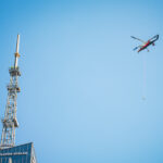 Montaż iglicy na rzeszowskim wieżowcu (relacja i fotogaleria) 91 - Polskie Radio Rzeszów Montaż iglicy na rzeszowskim wieżowcu (relacja i fotogaleria) - Polskie Radio Rzeszów