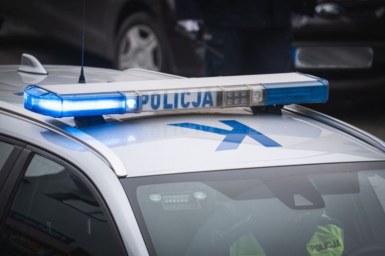 Pobili 71-latka i zabrali mu auto. Kompletnie pijani wybrali się na przejażdżkę - Polskie Radio Rzeszów