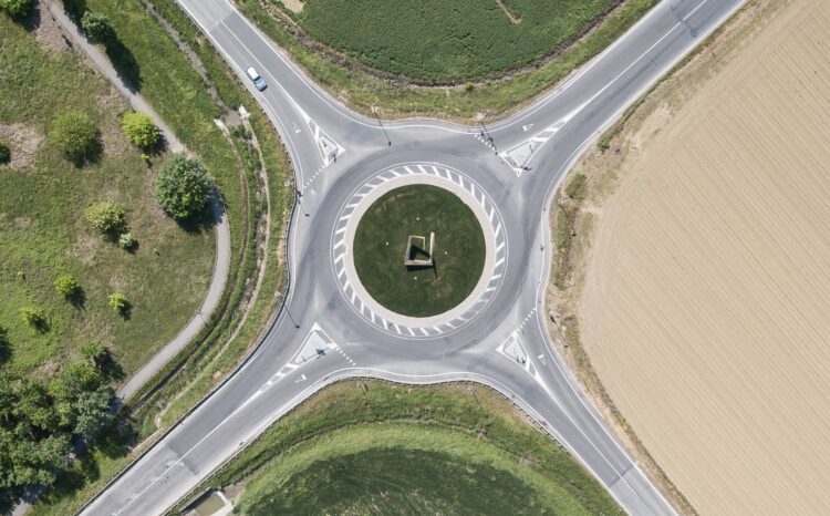 Rozpoczęła się budowa ronda na DK 77 w Zaleszanach