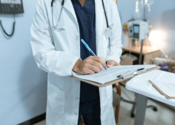 Zabił matkę, ranił ojca. Został uznany za&nbsp;niepoczytalnego