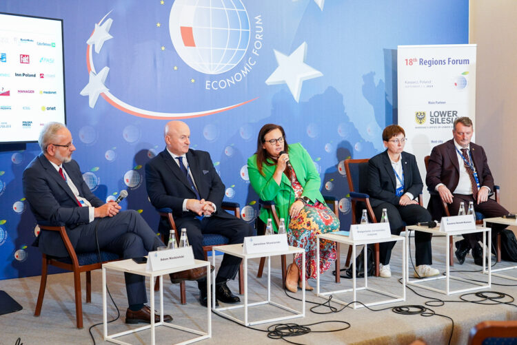 Podkarpacie na forum w Krynicy