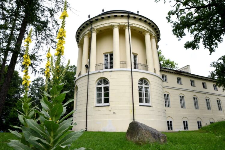 Podhale, Witkacy i Sienkiewicz na zdjęciach hrabiny w Muzeum Dzieduszyckich 1 - Polskie Radio Rzeszów Podhale, Witkacy i Sienkiewicz na zdjęciach hrabiny w Muzeum Dzieduszyckich