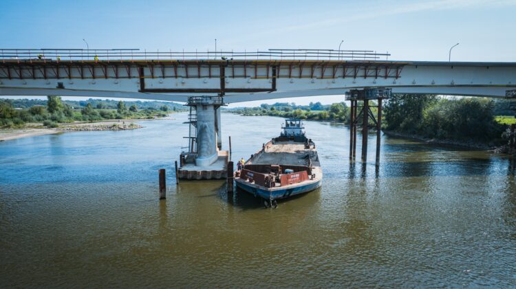Rekordowo niski poziom rzek w kraju. Również Wisłoki i Bukowej