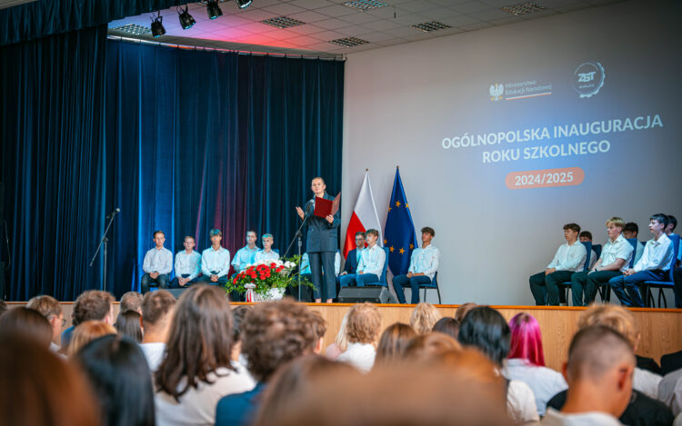 Ogólnopolskie rozpoczęcie roku szkolnego w Mielcu z udziałem minister Nowackiej (fotogaleria)