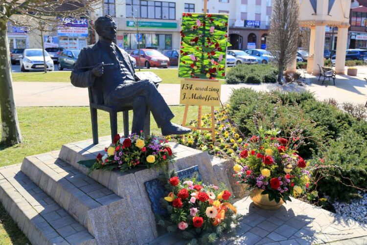 Mural upamiętniający Józefa Mehoffera gotowy, w środę oficjalne odsłonięcie