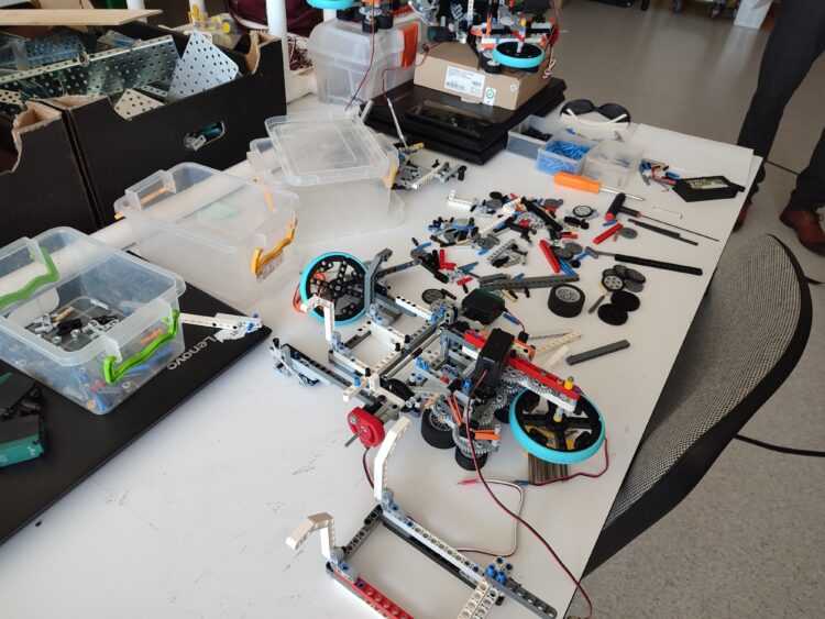 Rusza projekt „RaP STEAM. Robotyka i programowanie…”