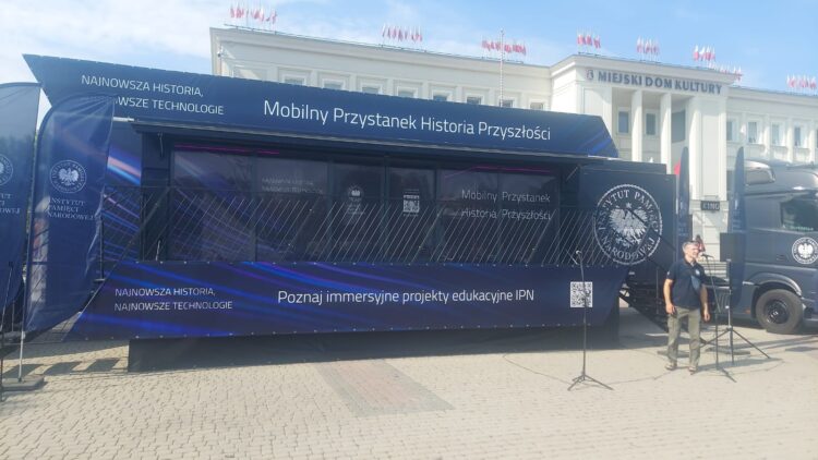 Mobilny Przystanek Historia Przyszłości w Stalowej Woli (zdjęcia)