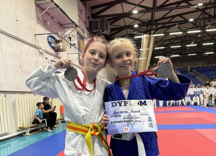 Judo. Medalowe osiągniecia Millenium AKRO Rzeszów na Turnieju Dzieci w Sosnowcu 1 - Polskie Radio Rzeszów Judo. Medalowe osiągniecia Millenium AKRO Rzeszów na Turnieju Dzieci w Sosnowcu