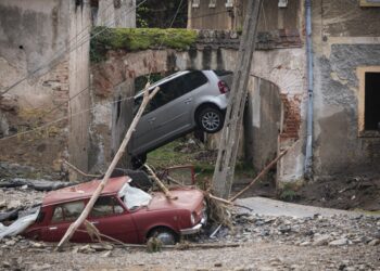 Krawczyk: Około 150 organizacji pozarządowych pomaga na&nbsp;terenach popowodziowych