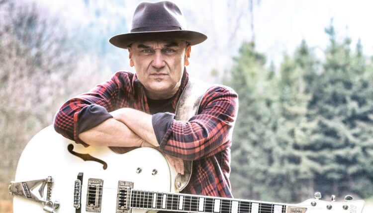 Z Polskiej Sceny Muzycznej - Robert Lubera 1 - Polskie Radio Rzeszów Z Polskiej Sceny Muzycznej – Robert Lubera