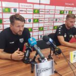 Piłka nożna. Wygrana Sandecji dla pseudokibiców to nie wszystko. "Demolka" na stadionie 9 - Polskie Radio Rzeszów Piłka nożna. Wygrana Sandecji dla pseudokibiców to nie wszystko. "Demolka" na stadionie - Polskie Radio Rzeszów