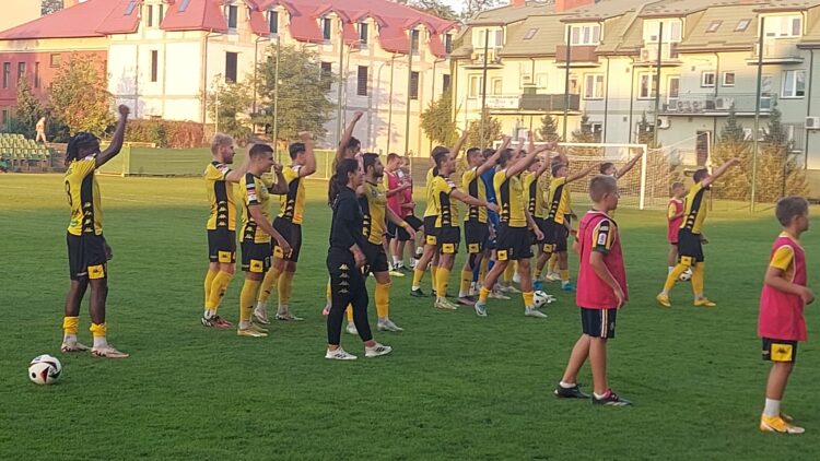 Piłka nożna. Siarka Tarnobrzeg przełamała serię spotkań bez wygranej