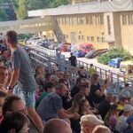 Piłka nożna. Wygrana Sandecji dla pseudokibiców to nie wszystko. "Demolka" na stadionie 4 - Polskie Radio Rzeszów Piłka nożna. Wygrana Sandecji dla pseudokibiców to nie wszystko. "Demolka" na stadionie - Polskie Radio Rzeszów