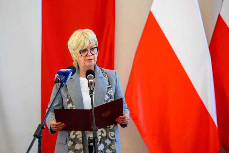 Wojewoda nie pomoże szpitalowi w Jaśle – brak podstaw prawnych do wsparcia finansowego 1 - Polskie Radio Rzeszów Nagrody i odznaczenia Prezydenta Polski dla mieszkańców Podkarpacia