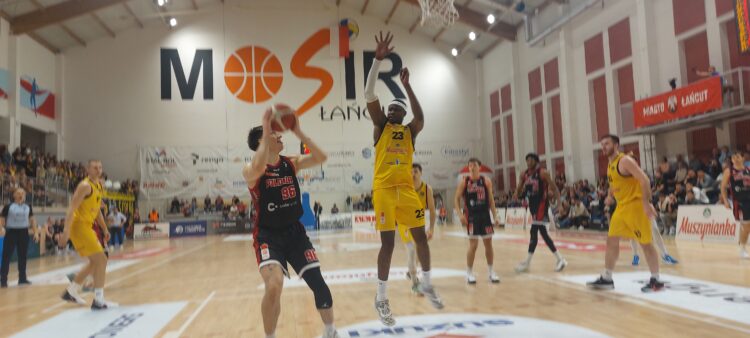 Warszawiacy wywożą punkty z Łańcuta