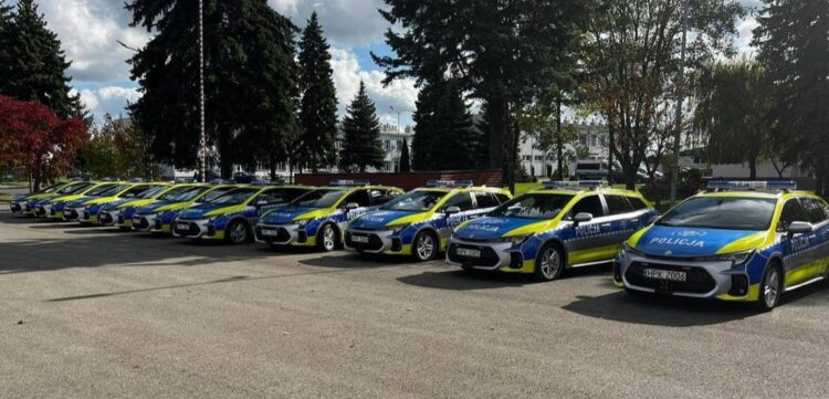 Samorządy pomagają w zakupie radiowozów dla policji