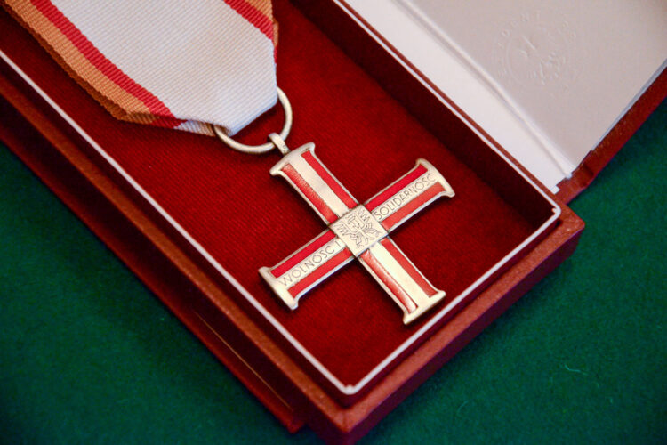 Krzyże Wolności i Solidarności dla działaczy opozycji antykomunistycznej