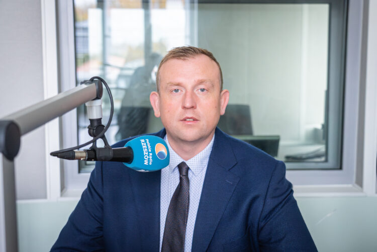 GOŚĆ DNIA. Konfederacja daje posłowi swobodę wyboru partnera politycznego