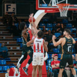 Koszykówka. W historycznych derbach górą Resovia (zdjęcia) - Polskie Radio Rzeszów