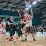 Koszykówka. W historycznych derbach górą Resovia (zdjęcia) - Polskie Radio Rzeszów