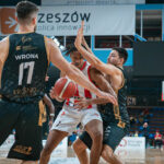 Koszykówka. W historycznych derbach górą Resovia (zdjęcia) - Polskie Radio Rzeszów