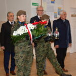 Tablica upamiętnia ppor. Michańczyka, społecznika, żołnierza AK 15 - Polskie Radio Rzeszów Tablica upamiętnia ppor. Michańczyka, społecznika, żołnierza AK - Polskie Radio Rzeszów