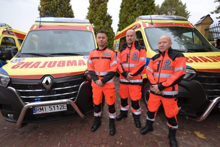 Odznaczenia dla ratowników i nowe karetki dla pogotowia w Dniu Ratownictwa Medycznego