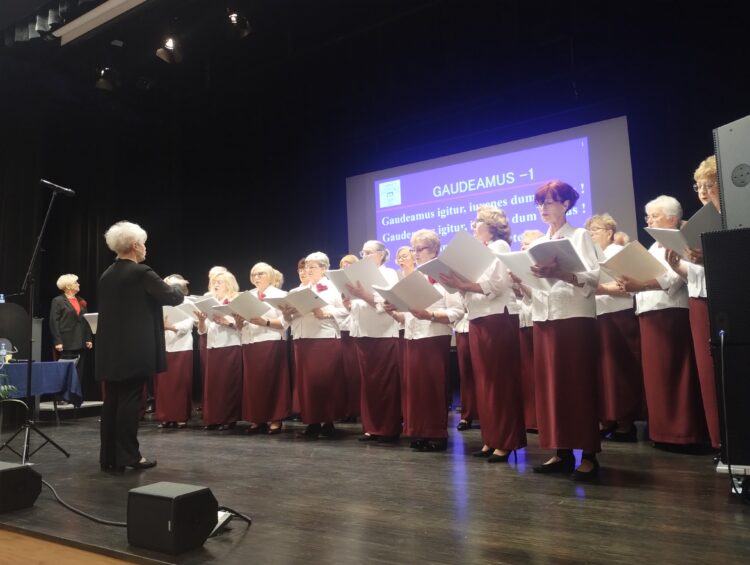 Nowy rok akademicki słuchaczy Uniwersytetu Trzeciego Wieku