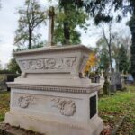 W Jarosławiu uczniowie będą kwestować na ratowanie zabytkowych nagrobków 5 - Polskie Radio Rzeszów W Jarosławiu uczniowie będą kwestować na ratowanie zabytkowych nagrobków - Polskie Radio Rzeszów