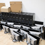 Przybory szkolne i komputery od WSIiZ trafią do uczniów z terenów powodziowych 10 - Polskie Radio Rzeszów Przybory szkolne i komputery od WSIiZ trafią do uczniów z terenów powodziowych - Polskie Radio Rzeszów