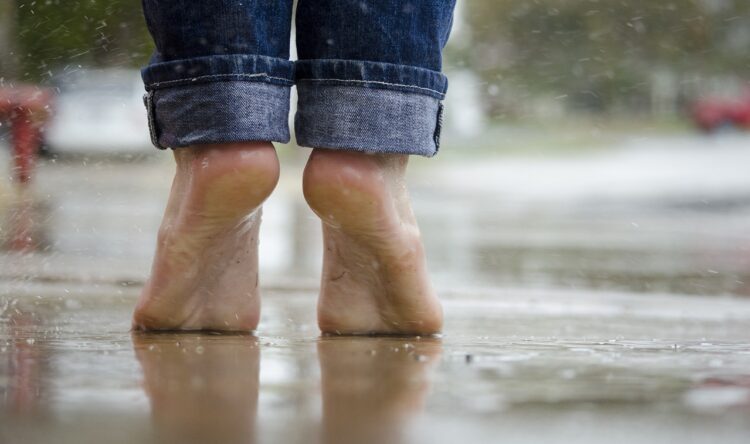 21 października – Dzień bez skarpetek