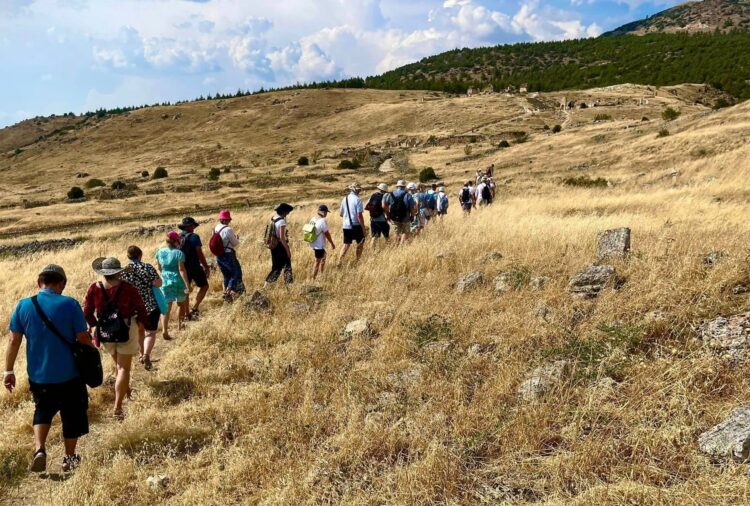 Słowa, miejsca, ludzie. Wędrówki Szkoły Dabar