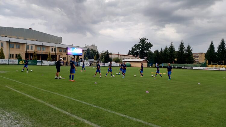 Remont płyty boiska tarnobrzeskiego stadionu