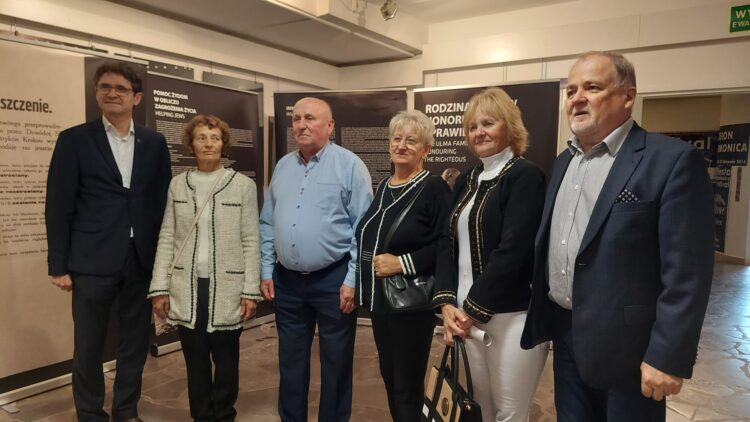 Sprawiedliwi - wyjątkowa lekcja historii 1 - Polskie Radio Rzeszów Sprawiedliwi – wyjątkowa lekcja historii