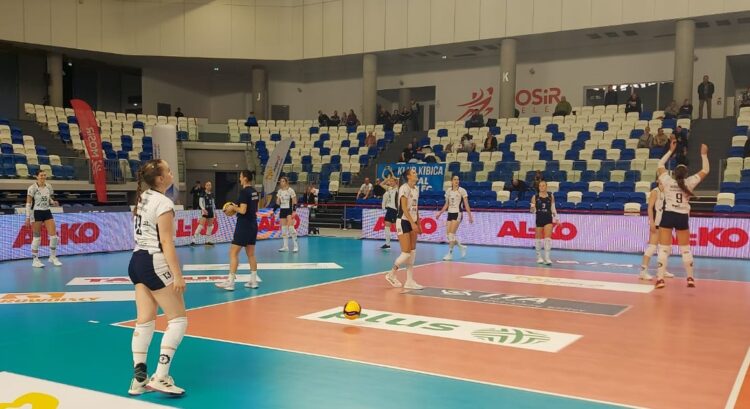 Mimo walki, przegrana mieleckich siatkarek z faworyzowanym zespołem z Łodzi