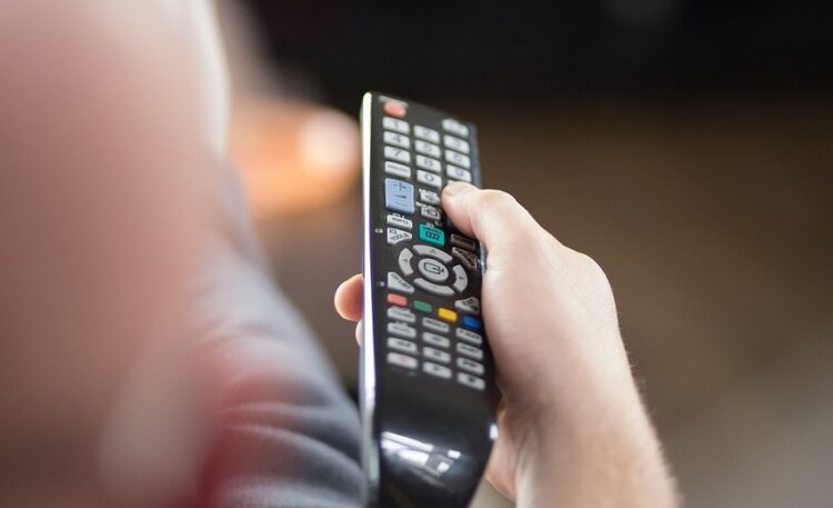 KRRiT: Poszkodowani przez powódź mogą wnioskować o umorzenie zaległego abonamentu