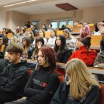 Tomasz Jamróz-Piłsudski spotkał się z młodzieżą w Przemyślu 6 - Polskie Radio Rzeszów Tomasz Jamróz-Piłsudski spotkał się z młodzieżą w Przemyślu - Polskie Radio Rzeszów