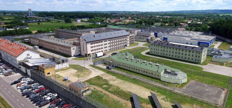 Prokuratura sprawdzi, czy doszło do nadużyć w Zakładzie Karnym w Rzeszowie 1 - Polskie Radio Rzeszów Prokuratura sprawdzi, czy doszło do nadużyć w Zakładzie Karnym w Rzeszowie - Polskie Radio Rzeszów